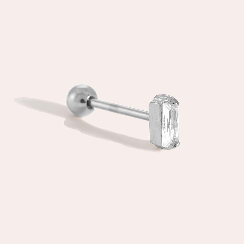 Piercing Αίγλη από Ατσάλι 316L με Ένα Ορθογώνιο Ζιργκόν σε Κοπή Μπαγκέτα σε Χρυσό ή Ασημί - Image 2