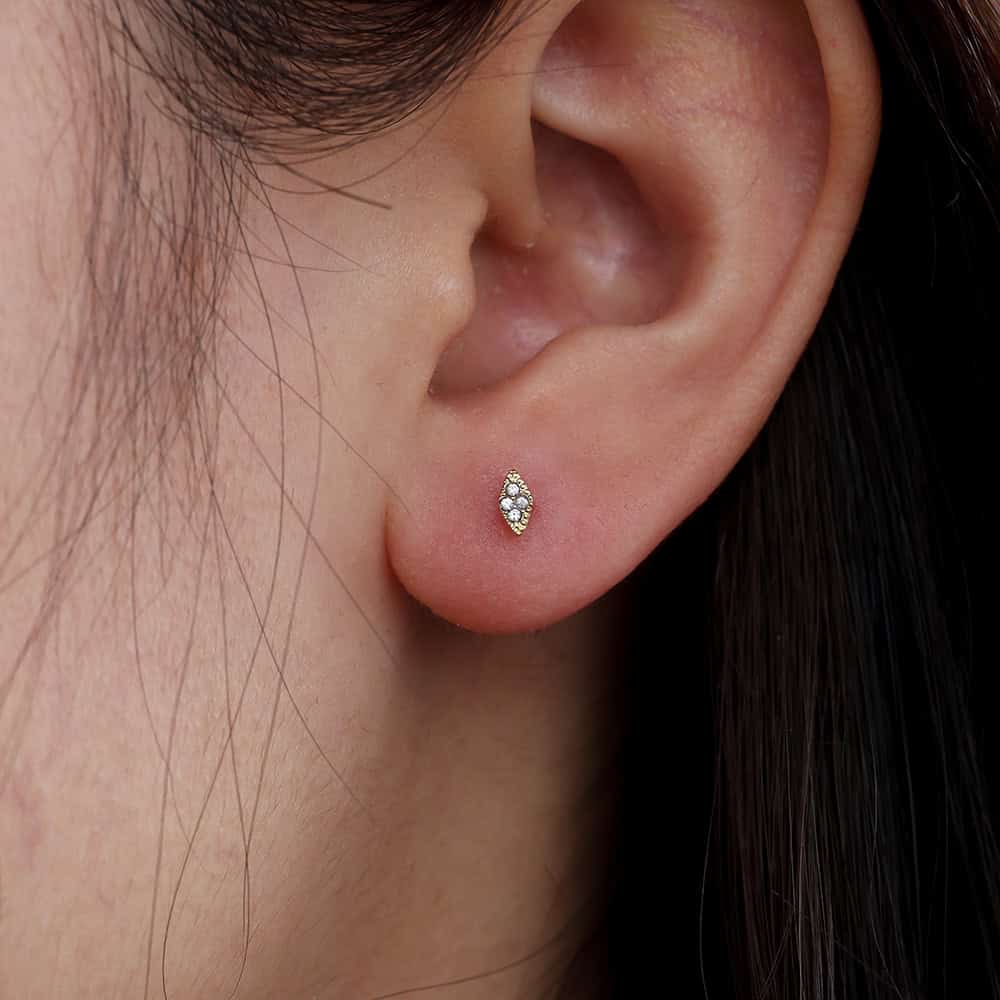 Piercing Θεονόη από Ατσάλι 316L σε Σχήμα Μικρού Ματιού με Ζιργκόν στο Κέντρο του σε Χρυσό ή Ασημί - Image 4