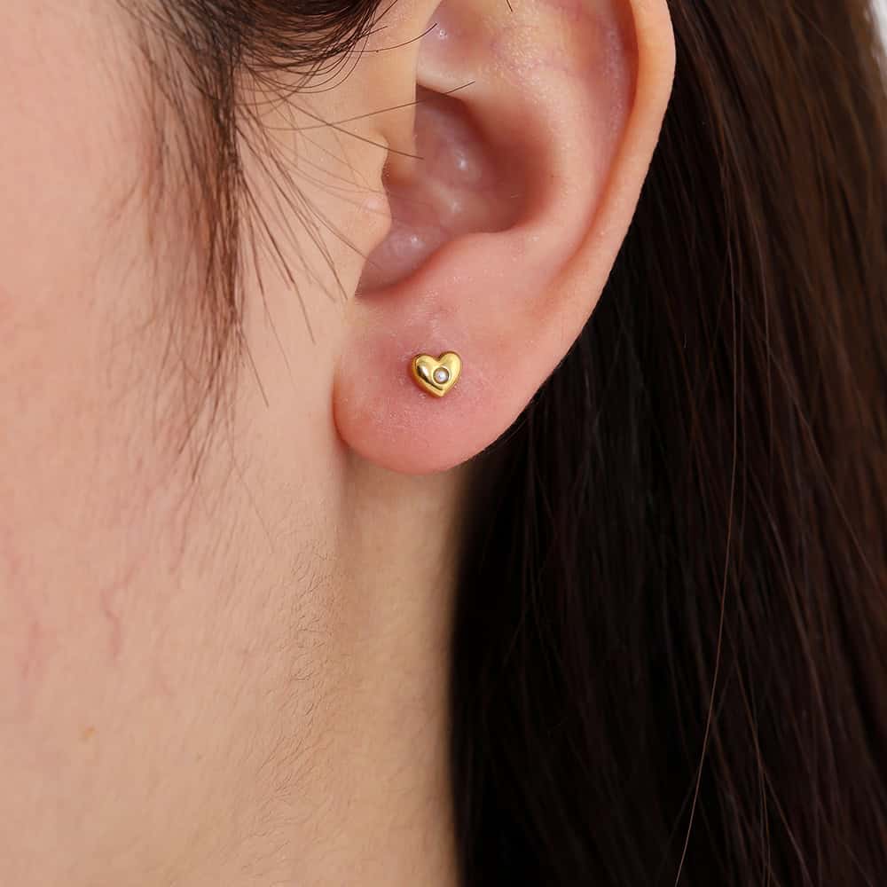 Piercing Αγκίστρι από Ατσάλι 316L με Φουσκωτή Καρδιά 4 mm και Ζιργκόν στο Κέντρο της σε Χρυσό ή Ασημί - Image 4